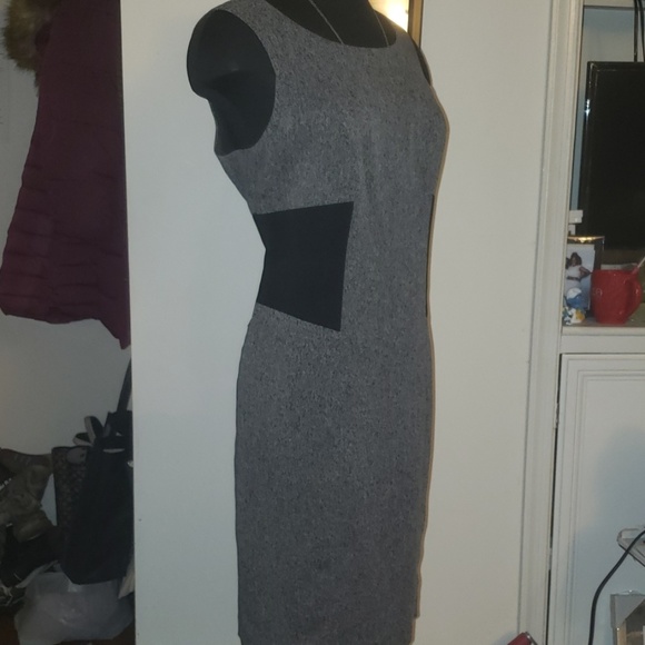 3 Piece Suit, Blazer, Dress, Skirt. - Picture 5 of 6